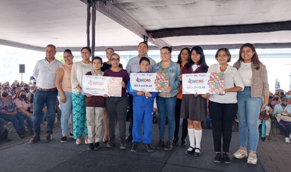Iniciará entrega de becas escolares en San Juan del Río