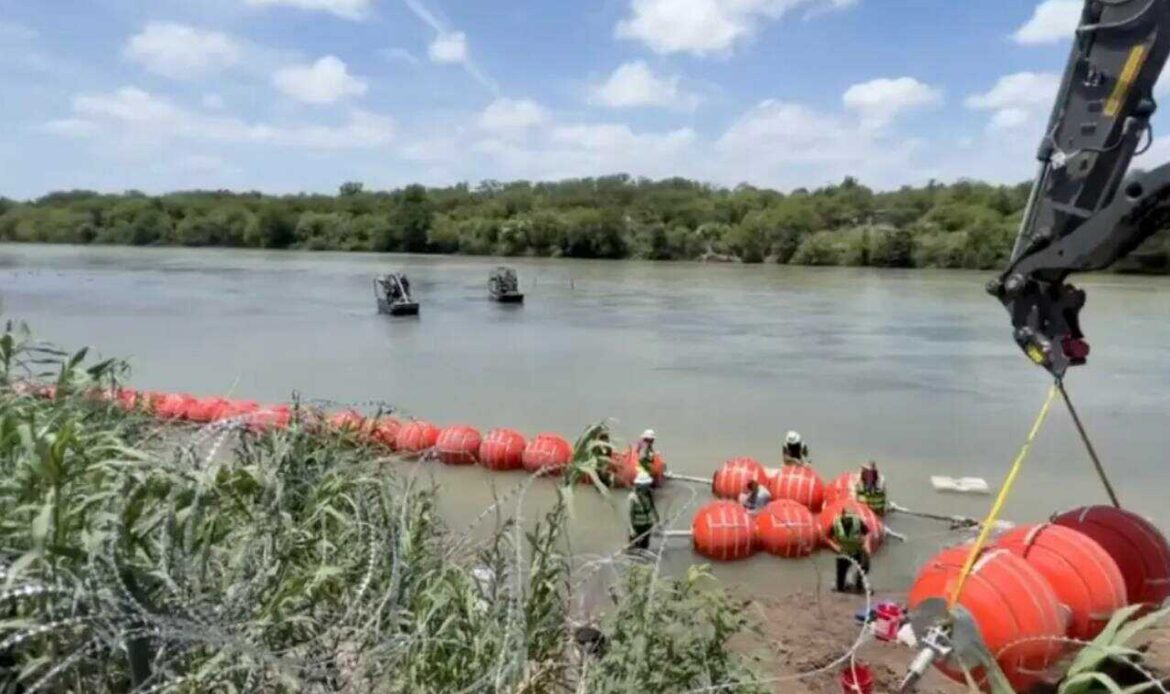 Rechaza Ken Salazar muro flotante en el Río Bravo