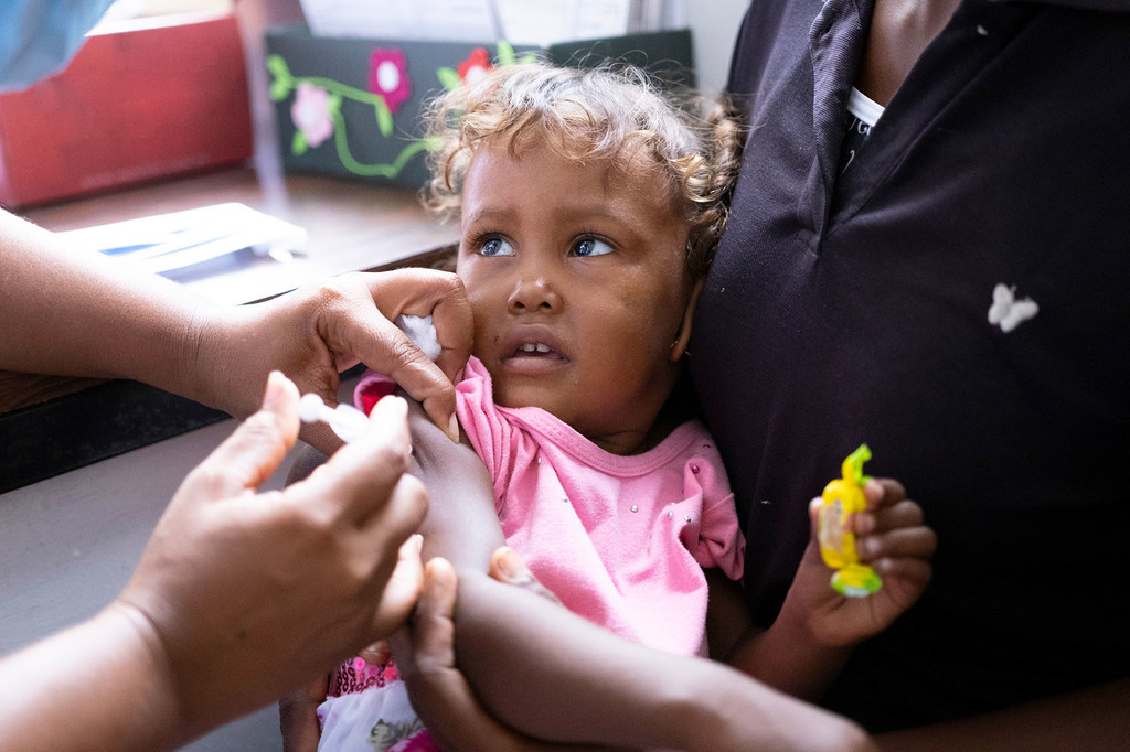 La vacunación infantil empieza a recuperarse a nivel mundial, pero aún no llega a los niveles prepandemia
