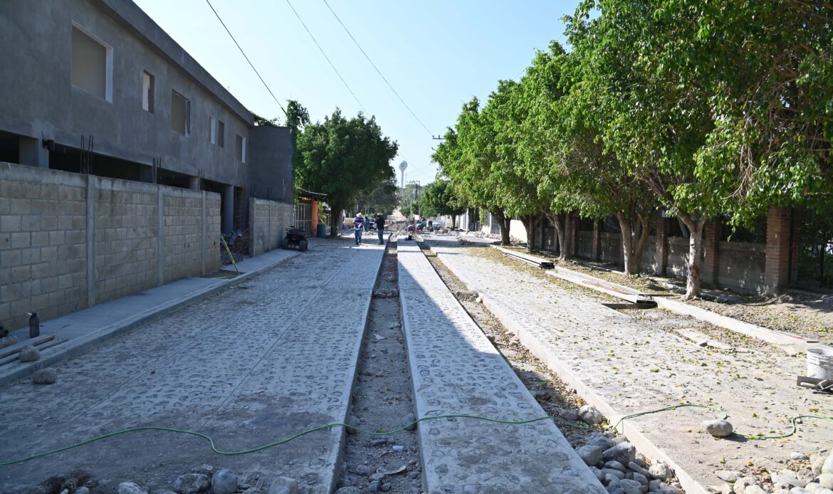 Impulsa CEI mejoramiento de calle con mano de obra local en Arroyo Seco