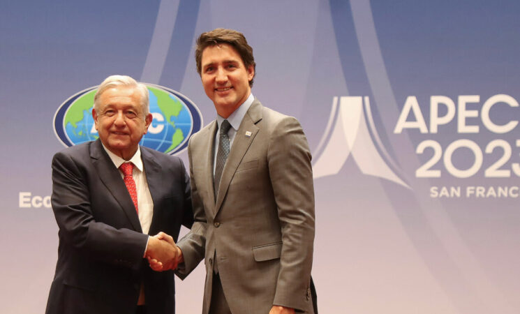 AMLO dialoga con primer ministro de Canadá sobre migración y confianza de inversionistas en México