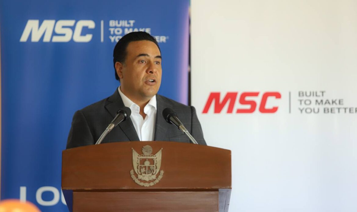 Acude Luis Nava a la inauguración de MSC Servicios Compartidos en Querétaro