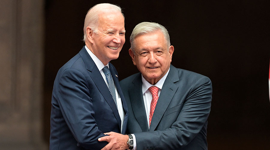 AMLO y Biden hablan sobre la necesidad de controlar la migración