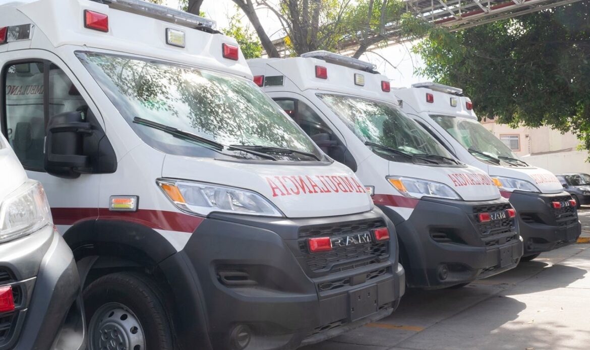 Recibe SESA diez ambulancias de Urgencias Avanzadas de la Beneficencia Pública
