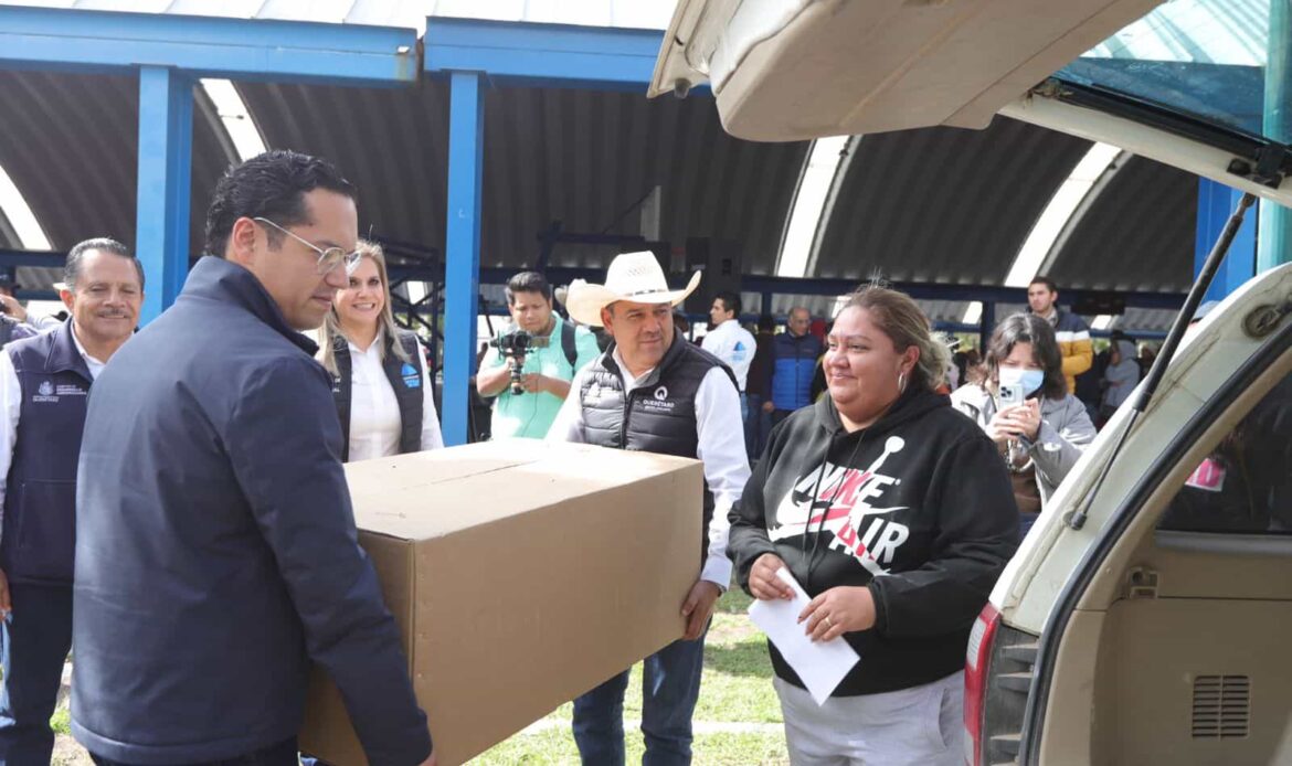 Preside Josué Guerrero entrega de apoyos del Programa en Concurrencia en Corregidora