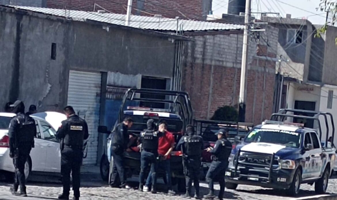Policía de Corregidora recupera vehículos robados