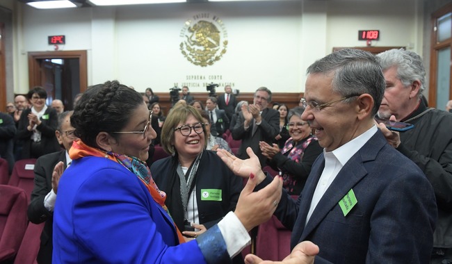Asiste subsecretario César Yáñez a toma de posesión de la ministra de la SCJN, Lenia Batres Guadarrama