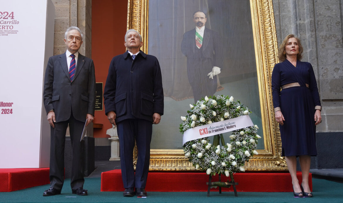 Presidente homenajea a Francisco I. Madero en el 111 aniversario luctuoso del Apóstol de la Democracia