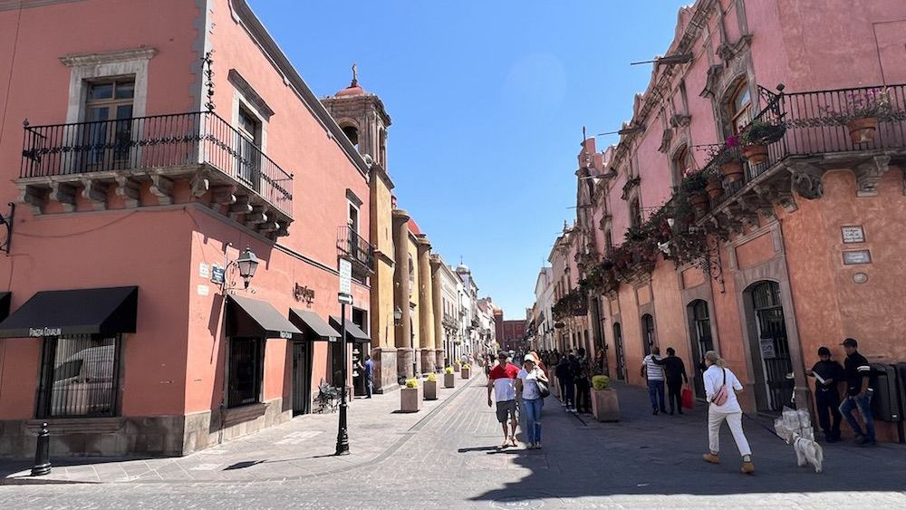 Prevé SECTUR Querétaro la llegada de 330 mil visitantes a la entidad y ocupación hotelera del 90%