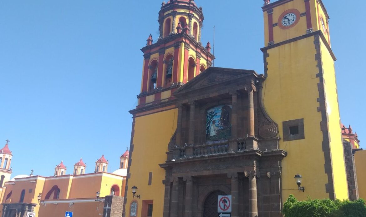 Restaurarán parroquia de San Juan Bautista en San Juan del Río