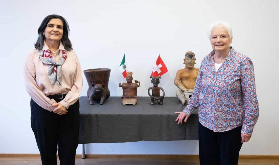 Suiza restituye 24 piezas arqueológicas a México