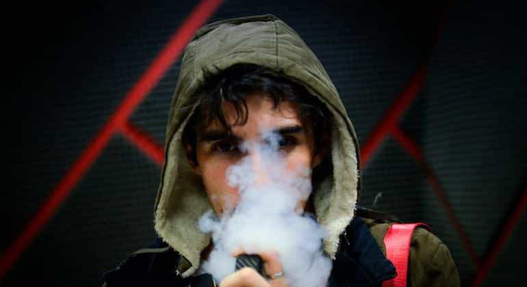 El consumo de tabaco y alcohol entre adolescentes aumenta